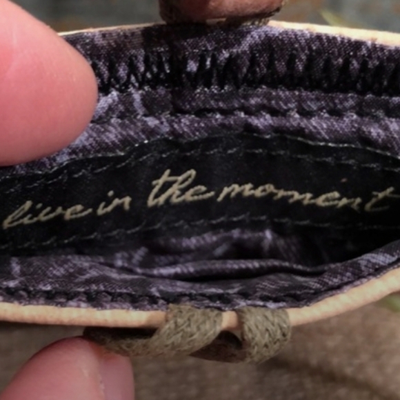 Mini Crossbody Bag NWT Random Voice Leather Suede Purse Live In The Moment NWT - Picture 5 of 12